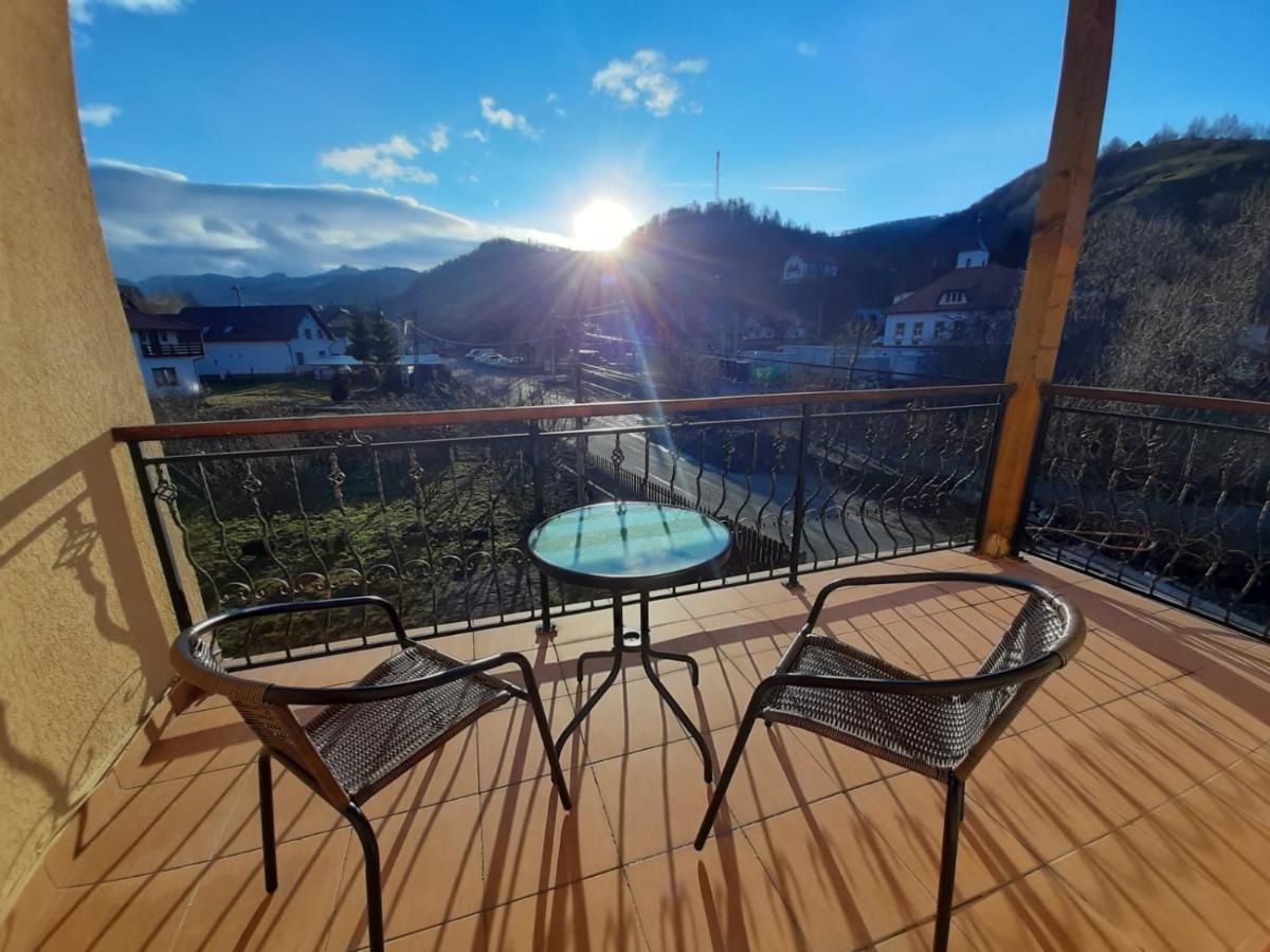 Pensiunea Montan Din Bran,Sat Simon Spa Indoor Bran  Exterior foto
