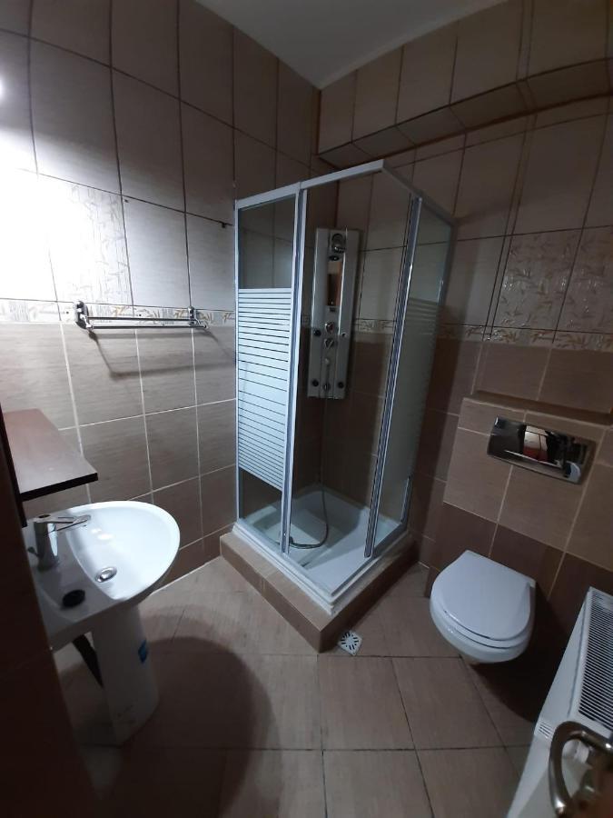 Pensiunea Montan Din Bran,Sat Simon Spa Indoor Bran  Exterior foto