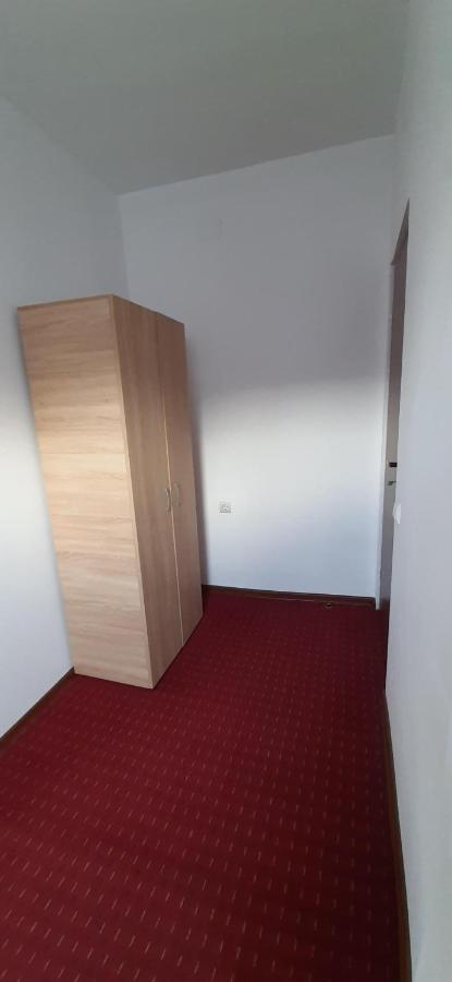 Pensiunea Montan Din Bran,Sat Simon Spa Indoor Bran  Exterior foto